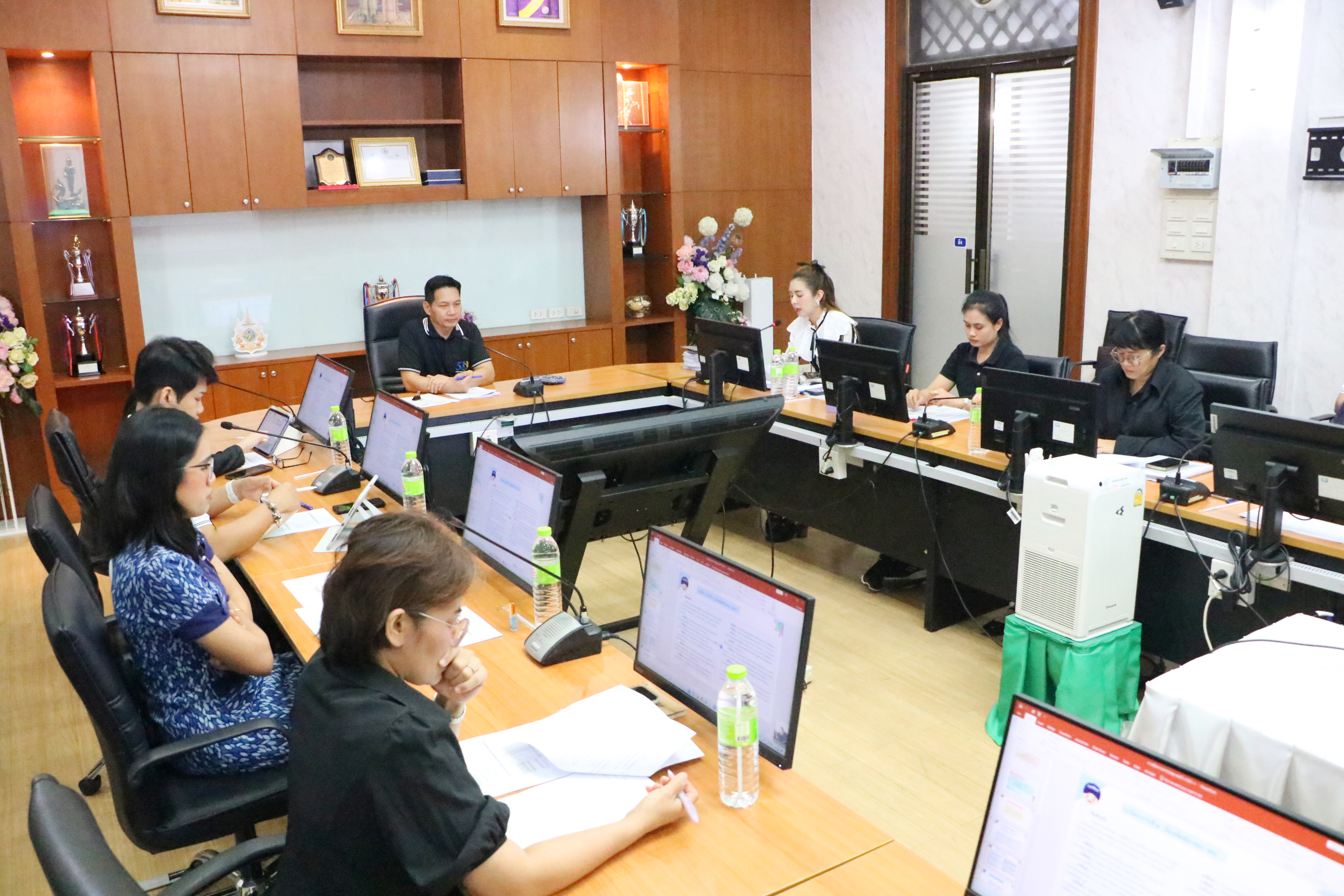 title - ส.ป.ก. ประชุมคณะทำงานกำหนดกรอบการประเมินผลการปฏิบัติราชการตามคำรับรองการปฏิบัติราชการระดับหน่วยงานของสำนักบริหารกองทุน และ ส.ป.ก. จังหวัด ประจำปีงบประมาณ พ.ศ. 2569 รอบที่ 1 